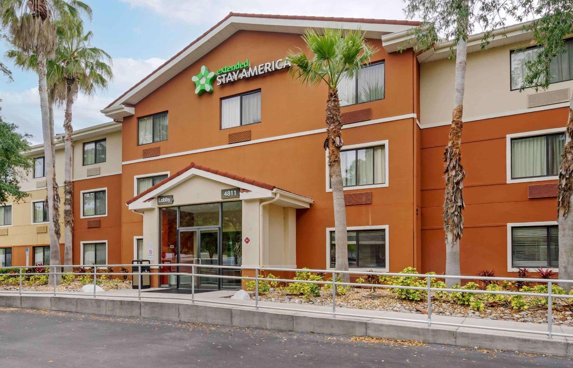 Extended Stay America Select Suites Tampa Airport Memorial Hwy West Chase Eksteriør bilde