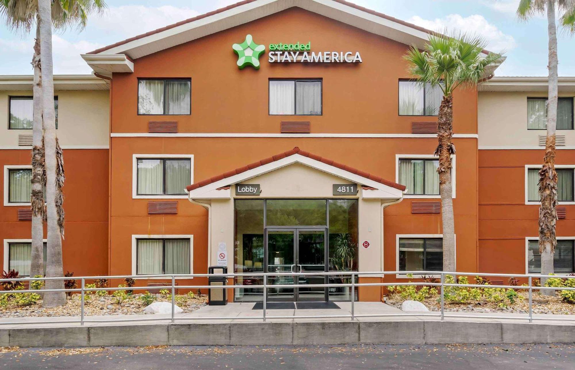 Extended Stay America Select Suites Tampa Airport Memorial Hwy West Chase Eksteriør bilde